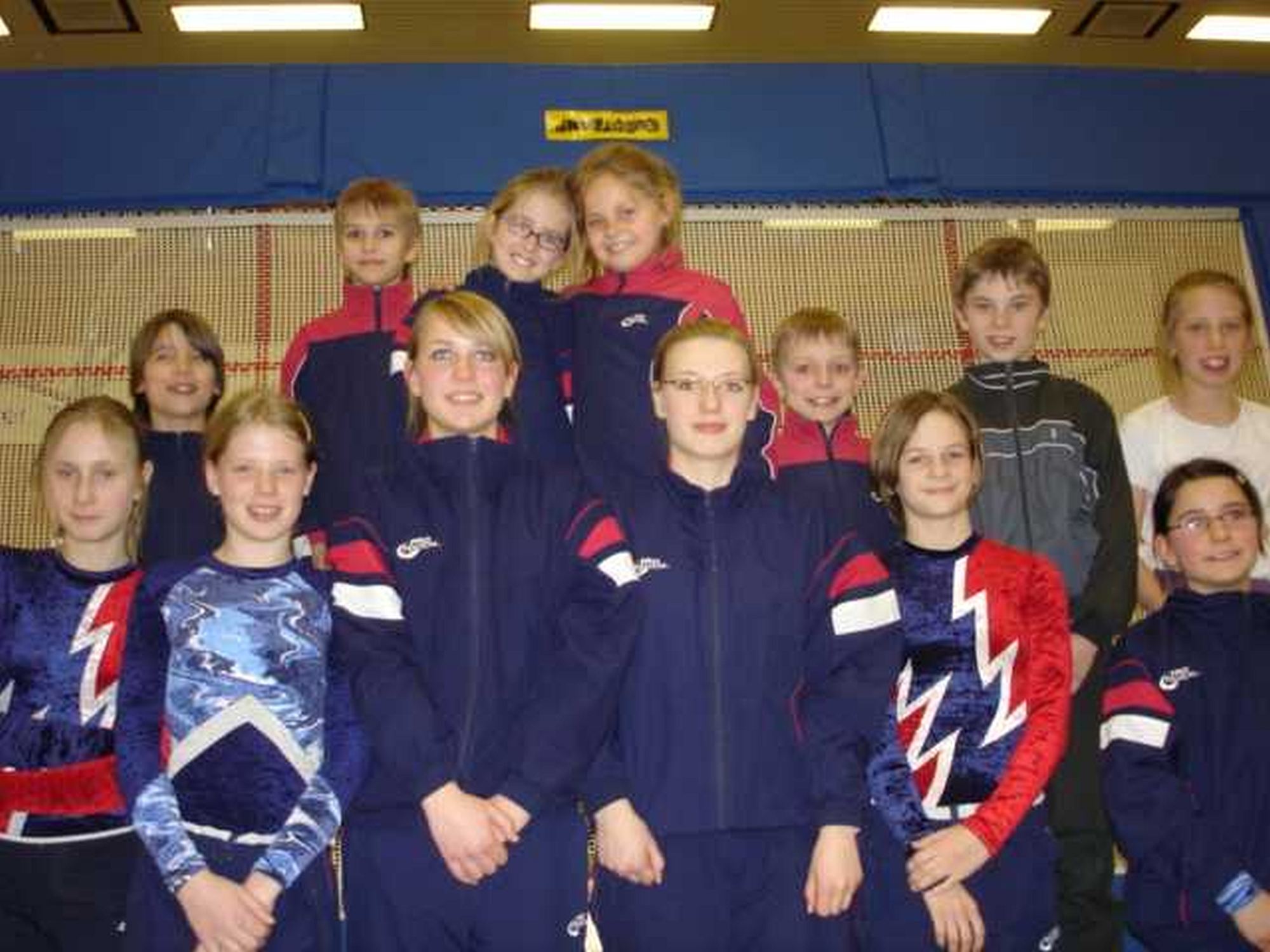 Trampoliner des SV Menden mit 13 Aktiven bei der dritten Lippstadt-Trophy.