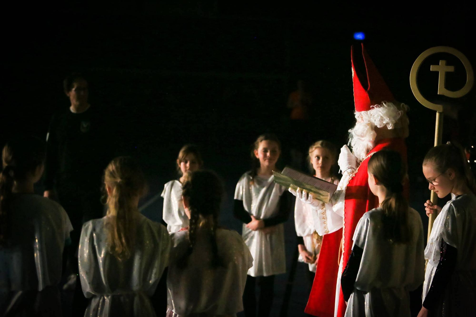 SVM-Turnabteilung feiert größte Weihnachtsfeier in Menden